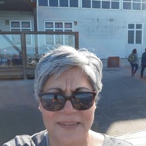 Meet your Posher, Juanita